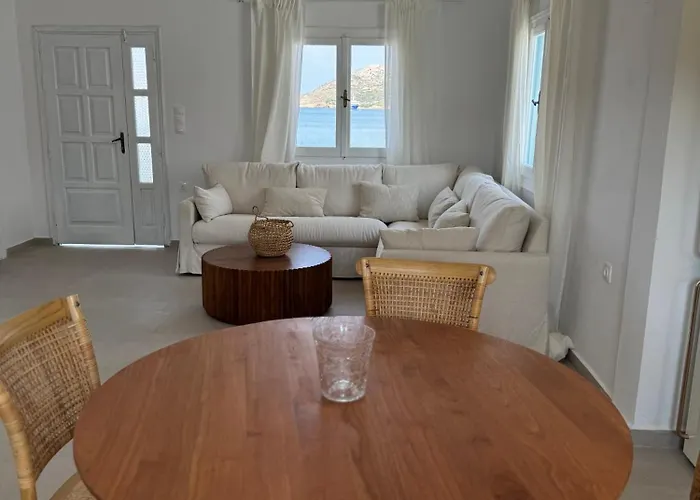 Semesterbostad Anemelia By The Sea - *