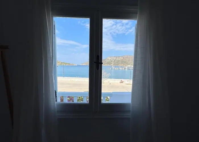 Anemelia By The Sea - * Lipsi